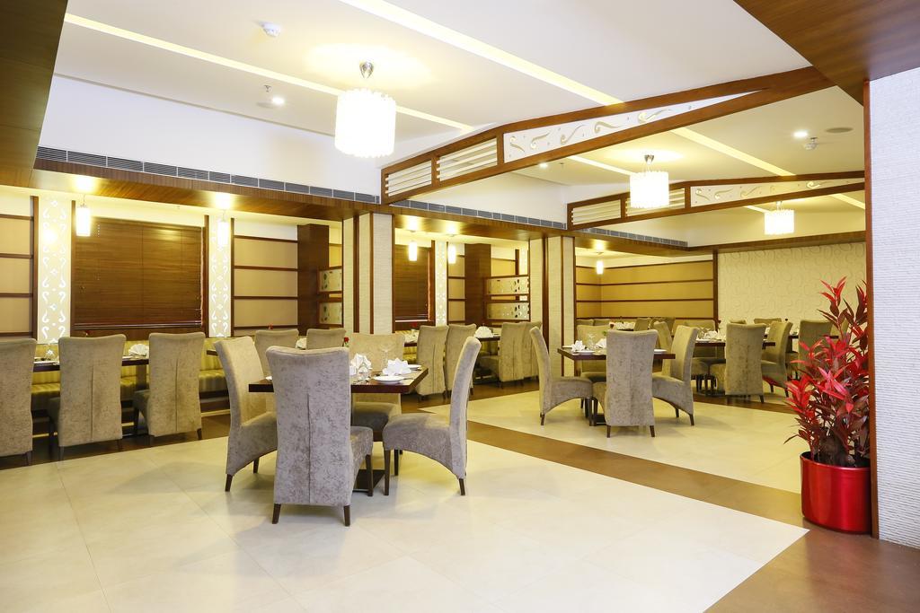Hotel Moonlit Regency Thodupuzha Exterior photo