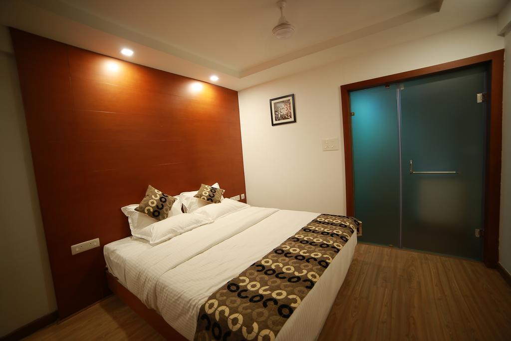 Hotel Moonlit Regency Thodupuzha Exterior photo